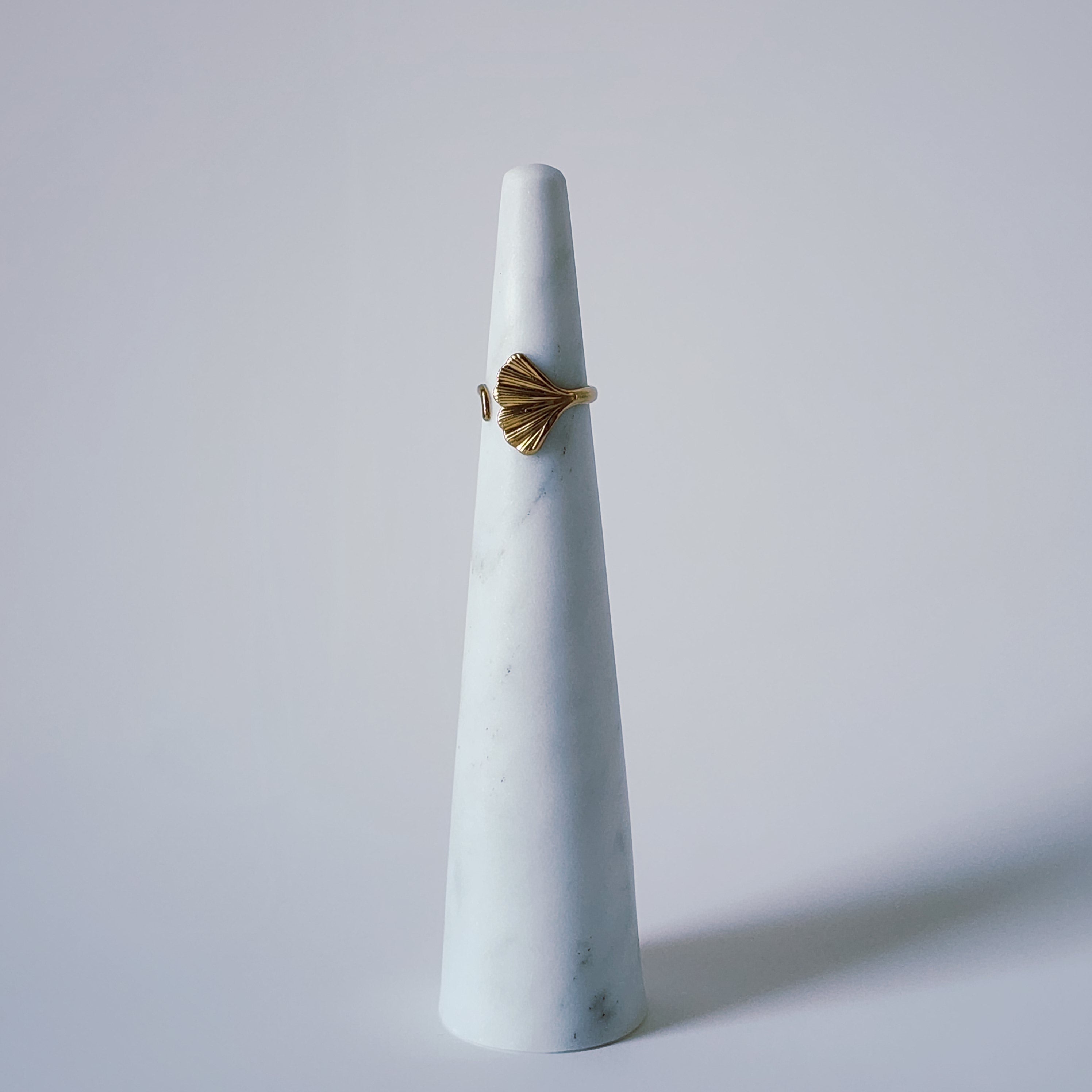 Gold Minimalist Ginkgo Ring