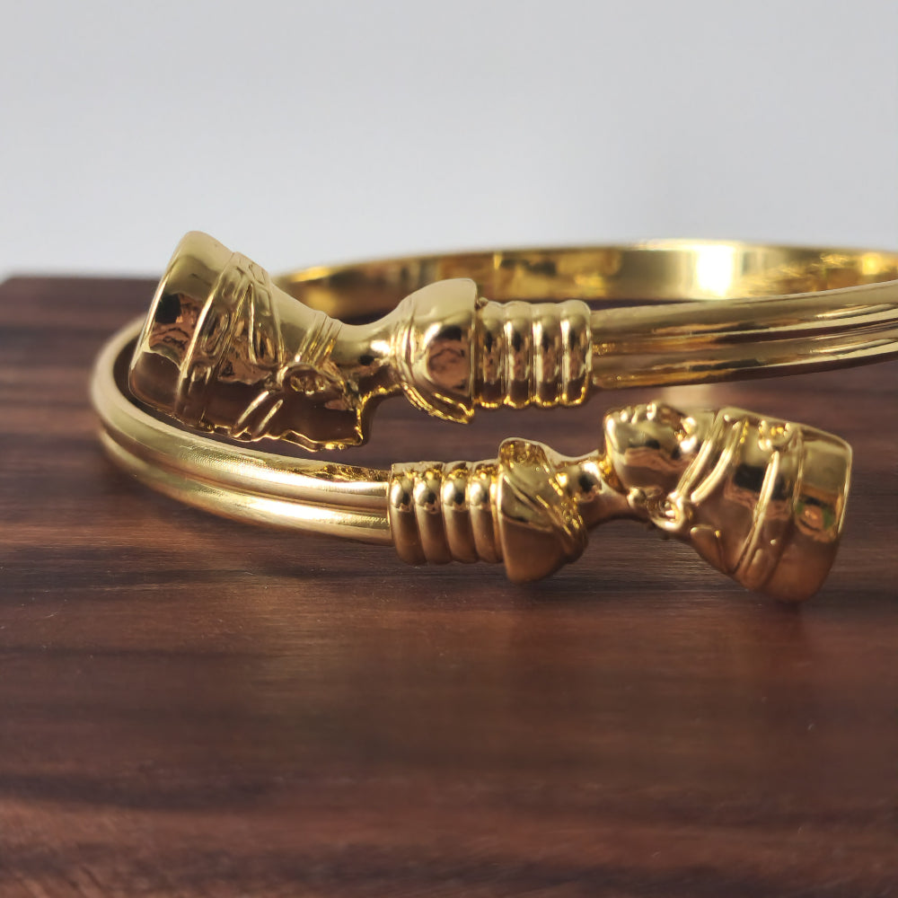 18K Gold Egyptian Nefertiti Bangle Bracelet Ancient Queen Womens Jewelry