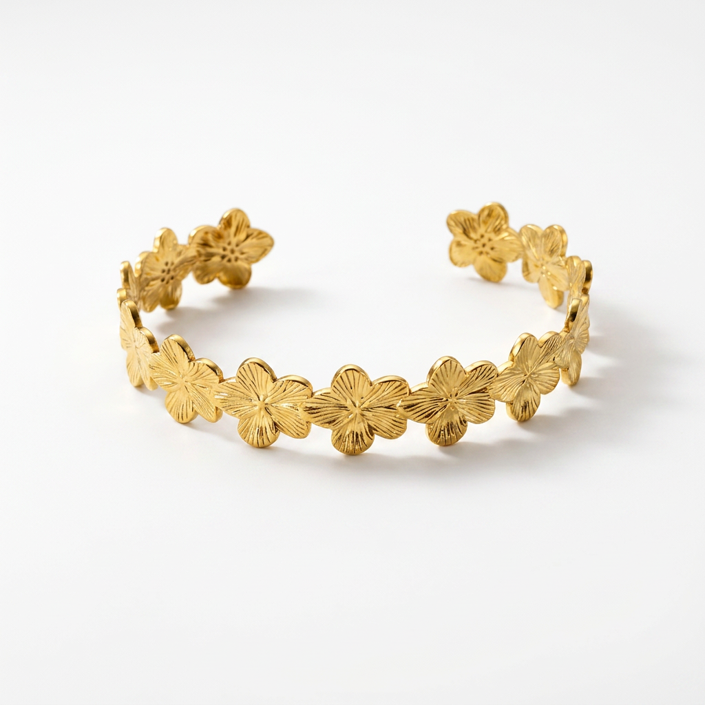Daisy Gold Bangle