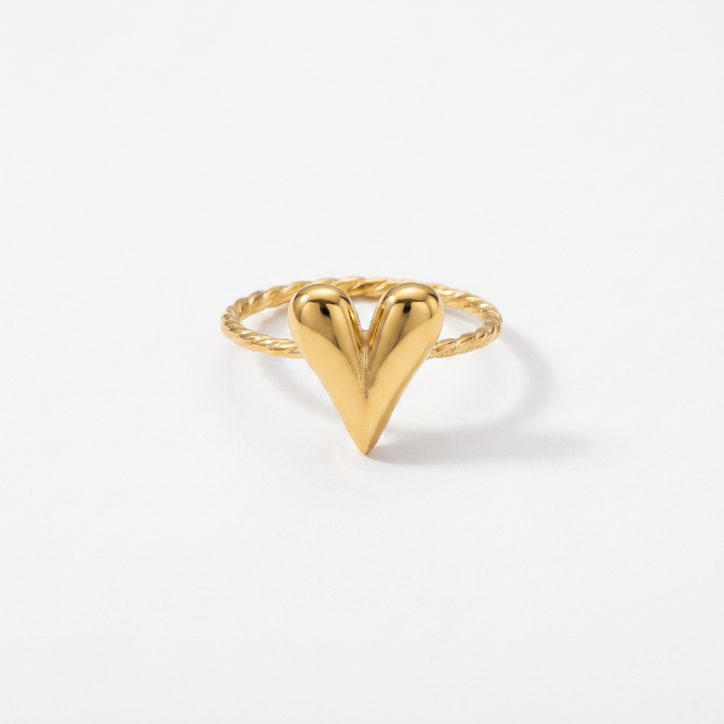 Retro Heart Gold Ring