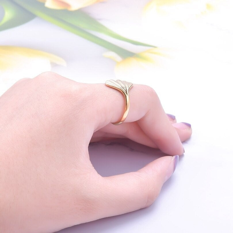Boho Ginkgo Leaf Ring, 18K Gold Ginkgo Ring, Dainty Minimalist