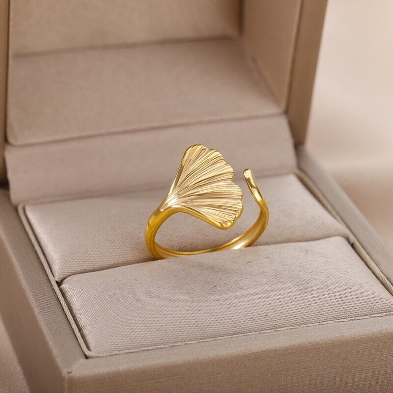 Boho Ginkgo Leaf Ring, 18K Gold Ginkgo Ring, Dainty Minimalist
