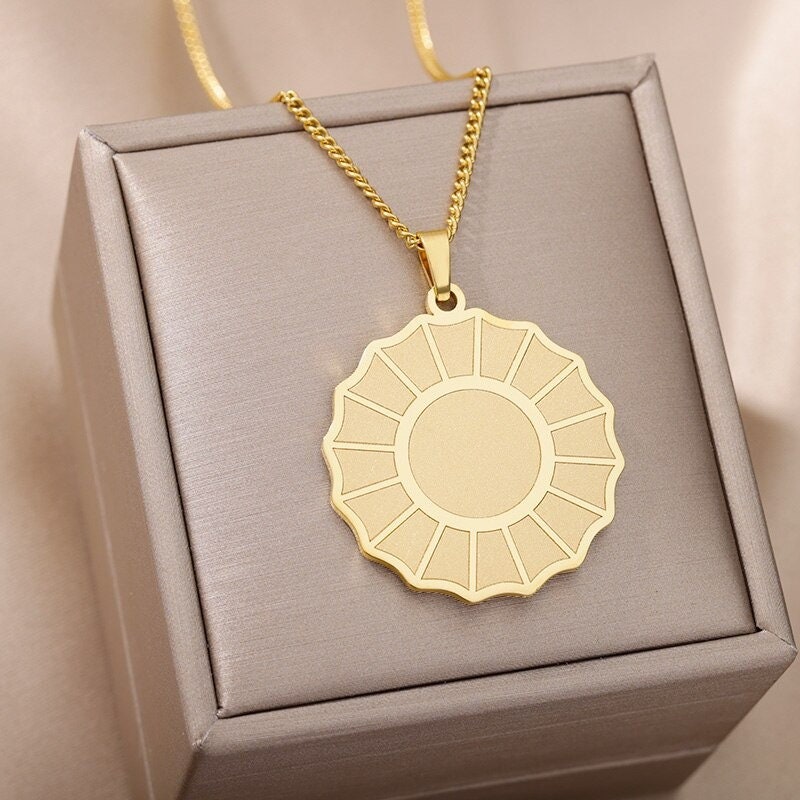 18K Gold Sun Flat Charm, Gold Sun Necklace, Gothic Sun Fashion Necklace for Women, Gift for Her
