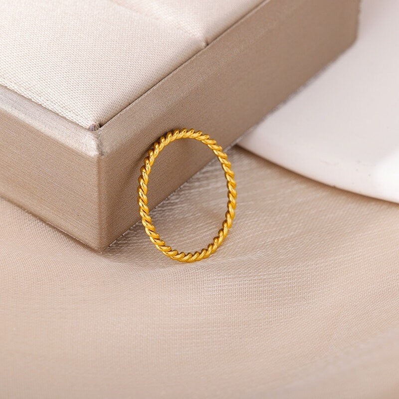 Dainty Rope Ring, Simple Rope Ring, Dainty Twist Ring, 18K Gold Twist Ring, Dainty Fashion Ring for Women, Gift for Her