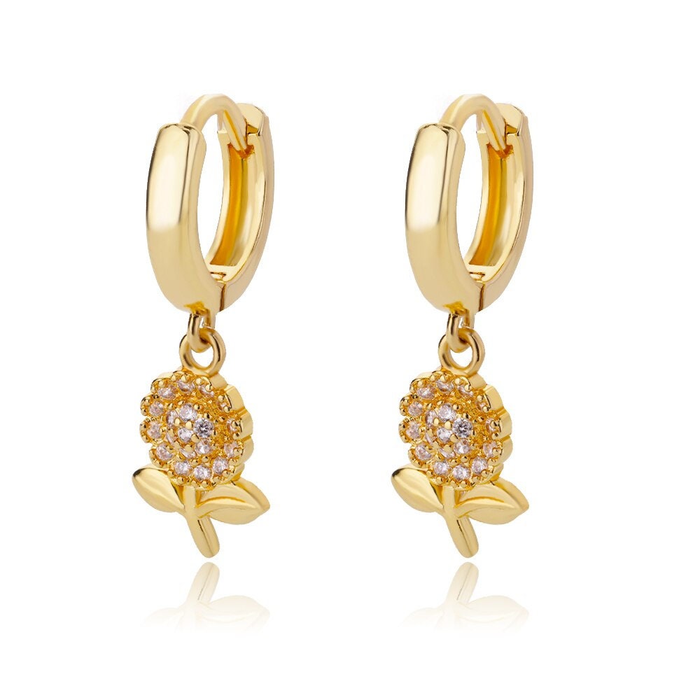 Sunflower Drop Earrings, 18K Gold Sunflower Earrings, Delicate Flower Earrings, Fashion Earrings for Women, Gift for Her