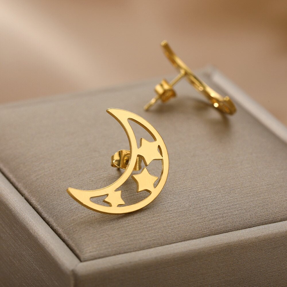 Cute Moon Earrings, 18K Gold Moon Earrings, Moon & Stars Stud Earrings, Moon Earrings for Women, Gift for Her