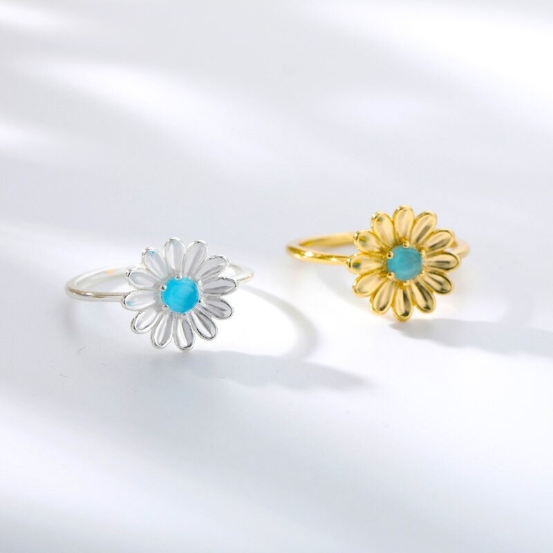 Dainty Sunflower Ring, 18K Gold Sunflower Ring, Gold Flower Ring, Dainty Flower Ring, Flower Fashion Ring for Women, Gift for Her