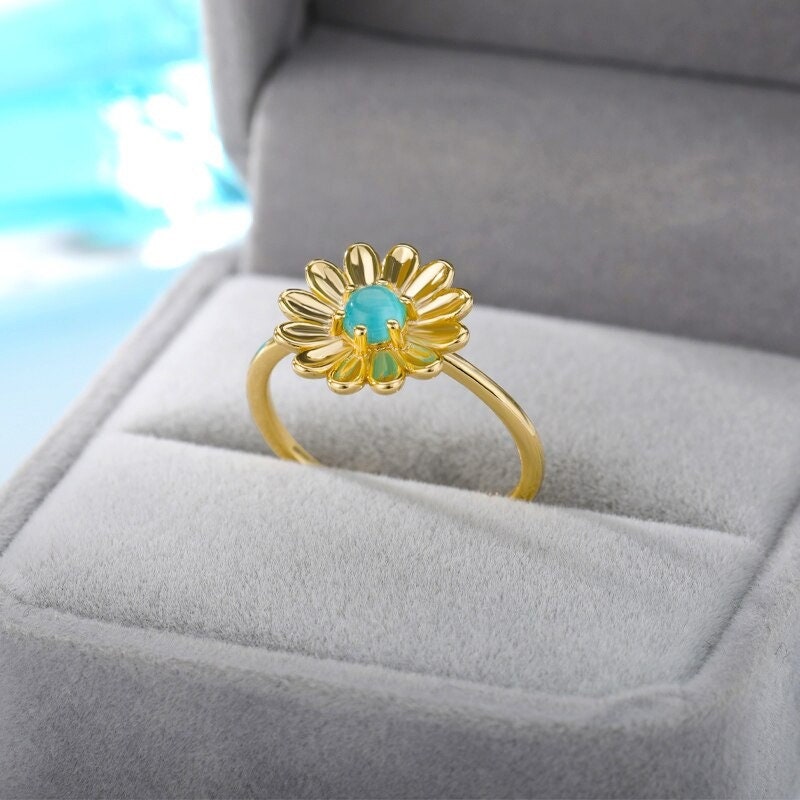 Dainty Sunflower Ring, 18K Gold Sunflower Ring, Gold Flower Ring, Dainty Flower Ring, Flower Fashion Ring for Women, Gift for Her