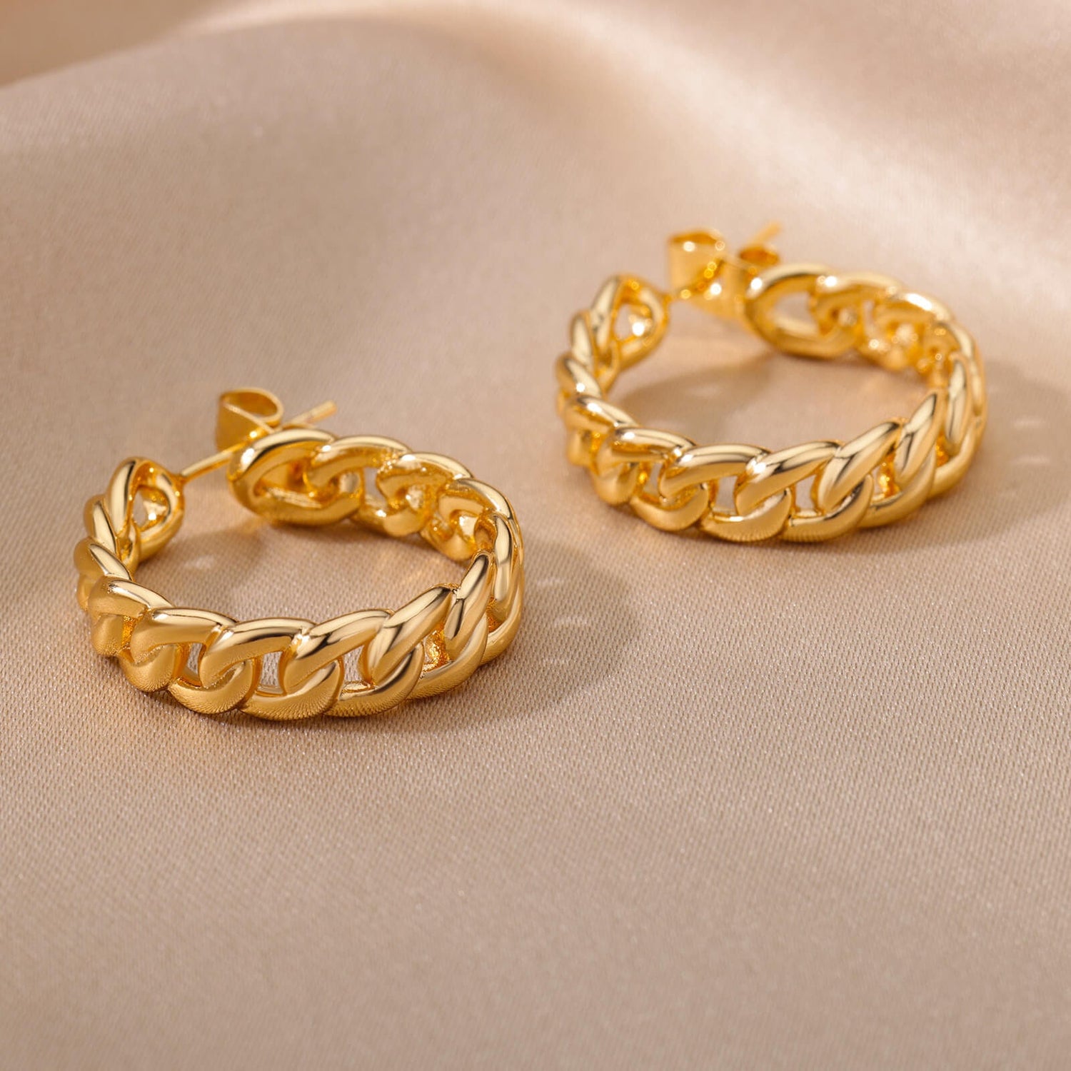 Punk Cuban Link Hoops, 18K Gold Everyday Earrings, Gothic Dainty Minimalist Jewelry, Delicate Handmade for Women, Gift for Her