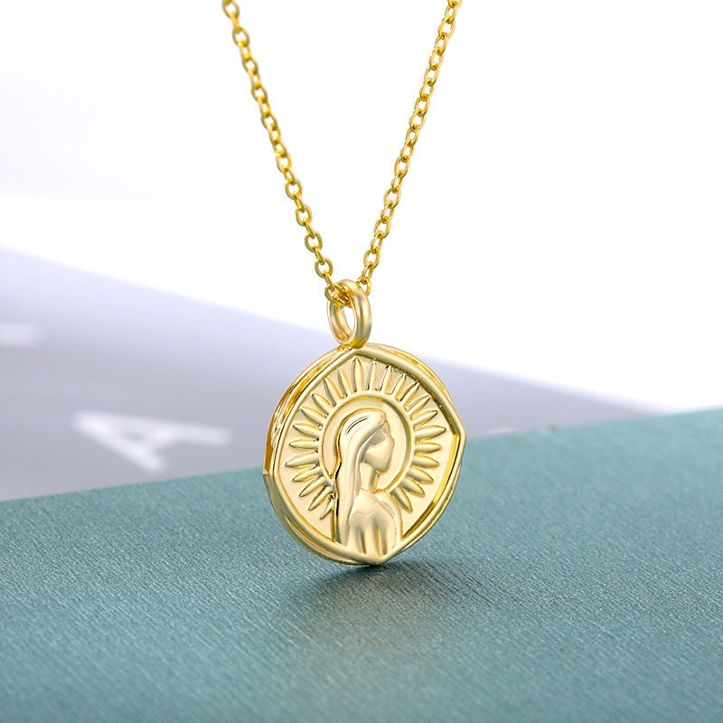 Horoscope Coin Charm, 18K Gold Horoscope Necklace, Horoscope Pendant for Women, Gift for Her