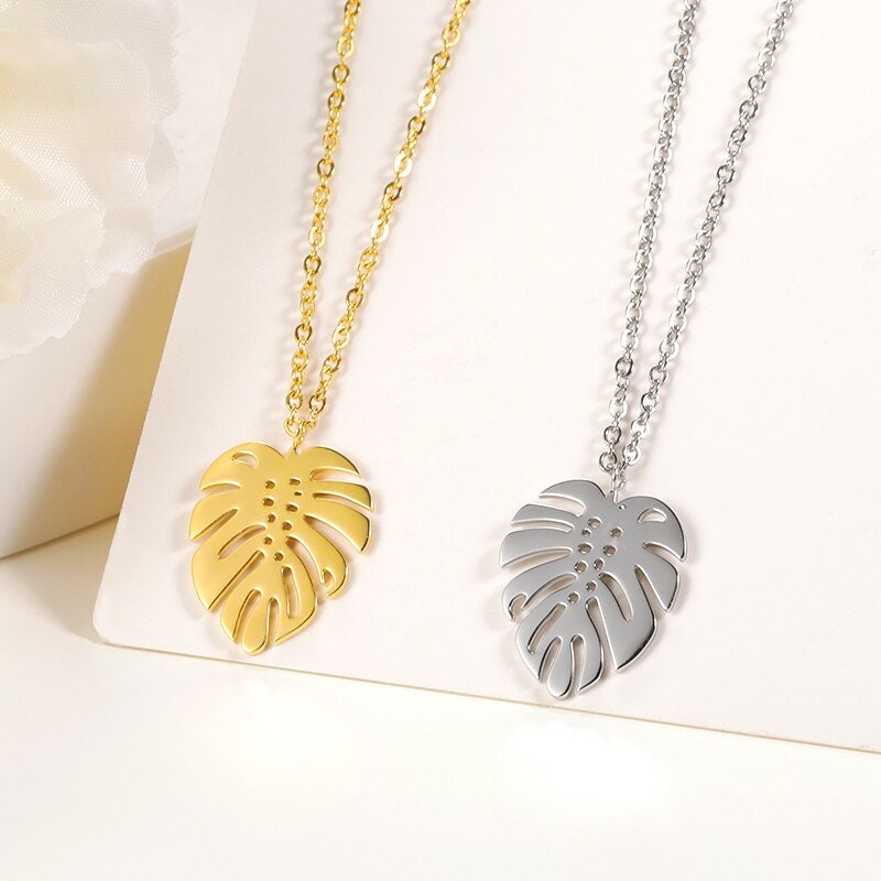 Boho Hippie Palm Leaf Pendant, 18K Gold Layered Yogi Necklace, Dainty Minimalist Jewelry, Delicate Handmade for Women, Gift for Her