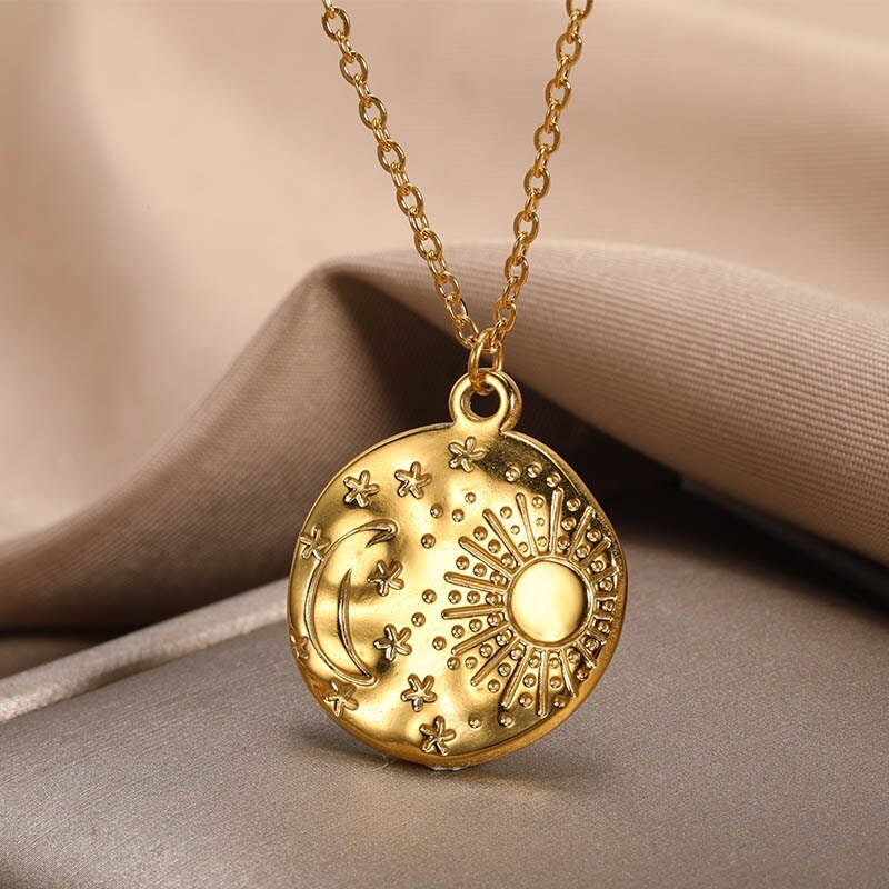 Punk Organic Celestial Coin Pendant, 18K Gold Layered Necklace, Gothic Dainty Minimalist Jewelry, Delicate Handmade for Women, Gift for Her
