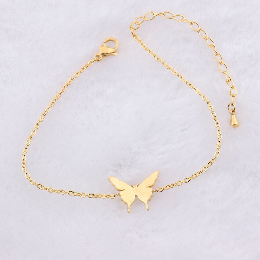 Boho Cute Butterfly Charm, 18K Gold Layered Yogi Bracelet, Dainty Minimalist Jewelry, Delicate Handmade for Women, Gift for Her