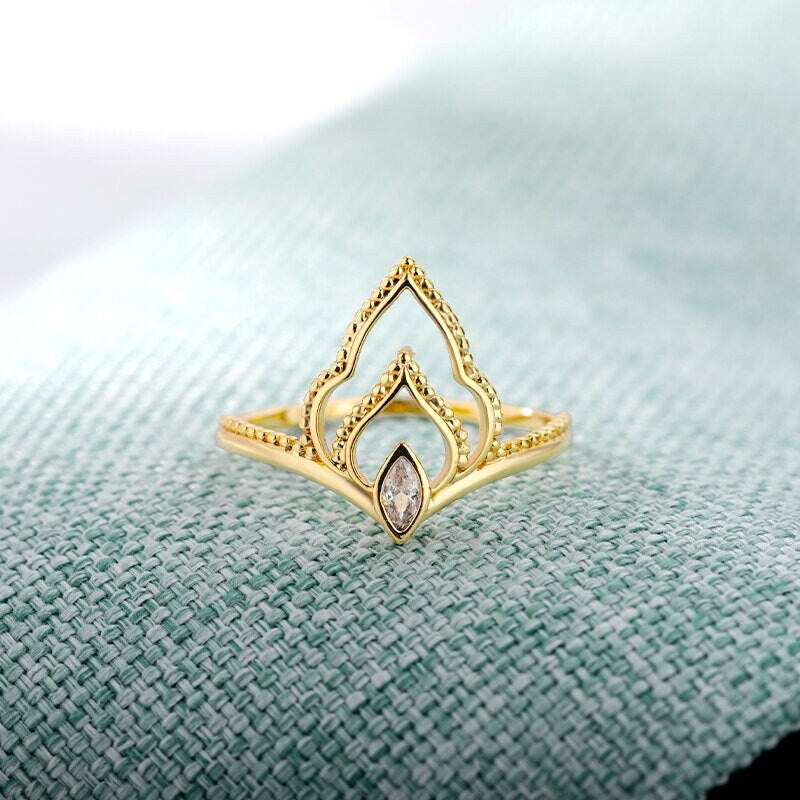 Elegant Tiara Ring, 18K Gold Tiara Ring, Gold Crown Ring, Tiara Fashion Ring for Women, Gift for Her