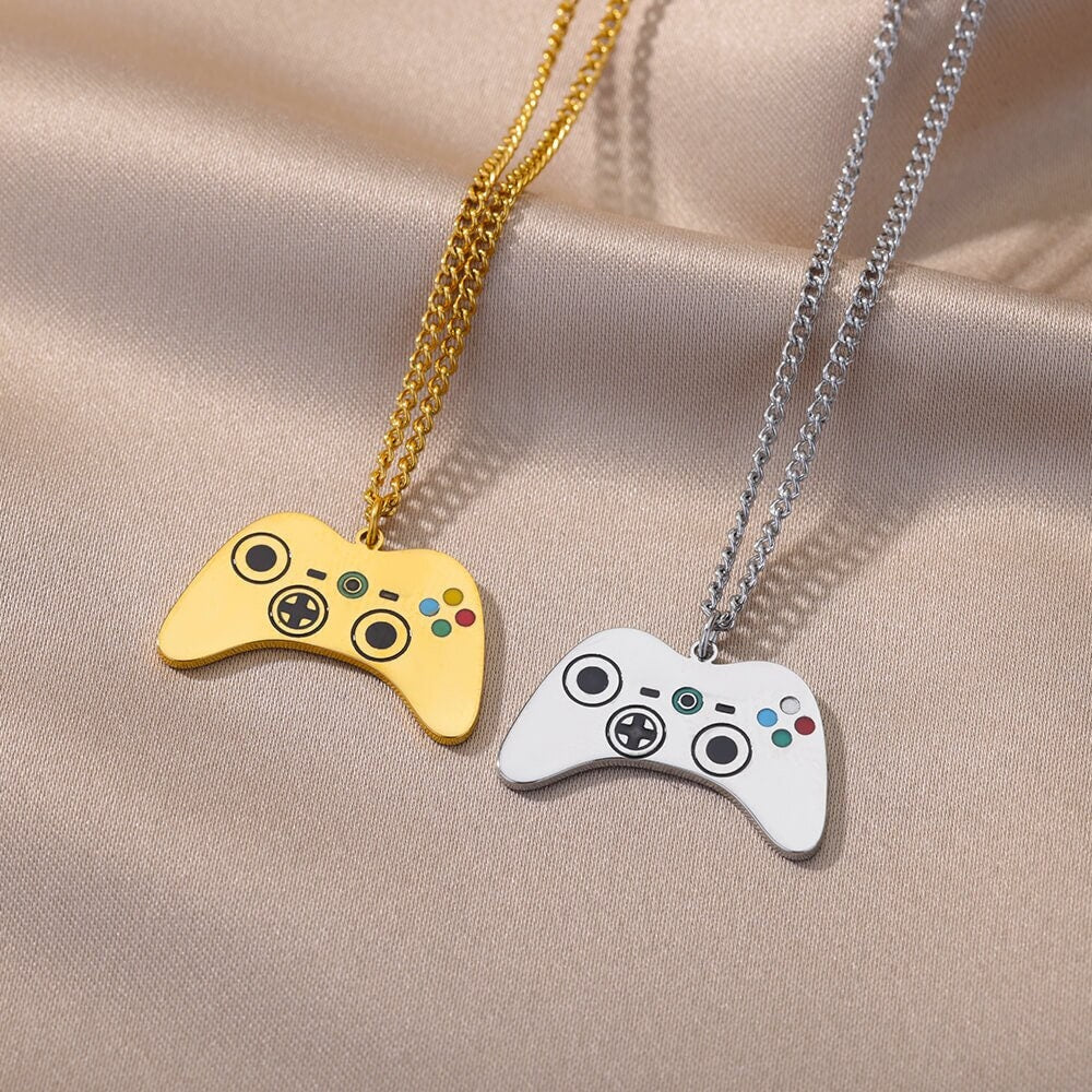 Punk Gamer Necklace, 18K Gold Gamer Necklace, Controller Pendant, Punk Necklace for Women, Gift for Her