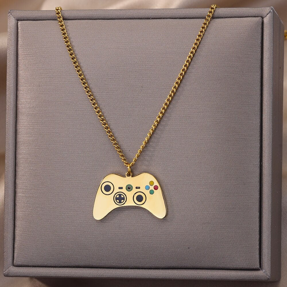 Punk Gamer Necklace, 18K Gold Gamer Necklace, Controller Pendant, Punk Necklace for Women, Gift for Her