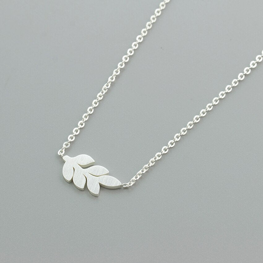 Boho Cute Charm Bay Leaf Pendant, 18K Gold Layered Yogi Necklace, Dainty Minimalist Jewelry, Delicate Handmade for Women, Gift for Her