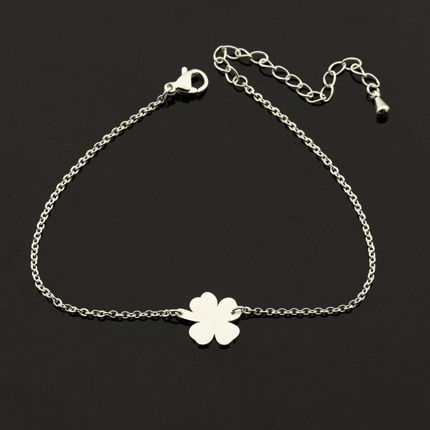 Boho Lucky Charm Clover , 18K Gold Layered Yogi Bracelet, Dainty Minimalist Jewelry, Delicate Handmade for Women, Gift for Her