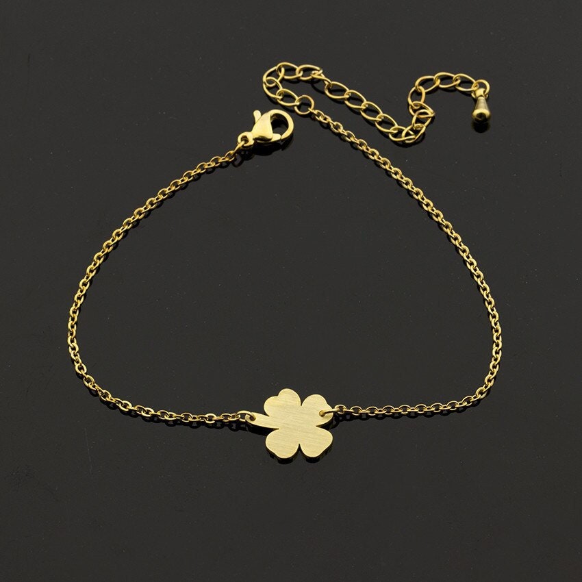 Boho Lucky Charm Clover , 18K Gold Layered Yogi Bracelet, Dainty Minimalist Jewelry, Delicate Handmade for Women, Gift for Her