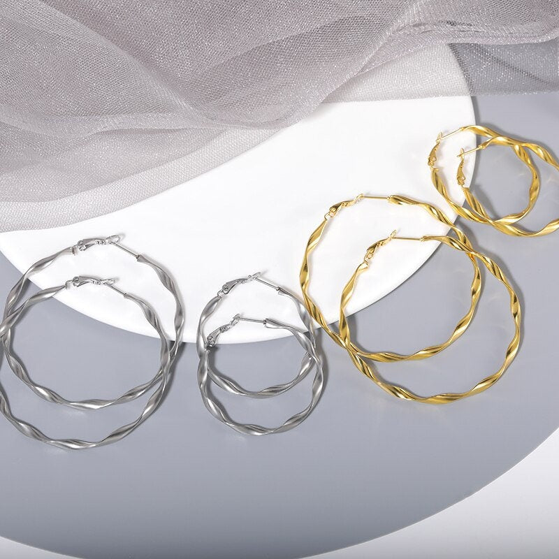 Dainty Twisted Hoops, Organic Hoop Earrings, 18K Gold Twist Hoop Earrings, Gold Organic Hoop Earrings, Minimalistic Hoops for Women
