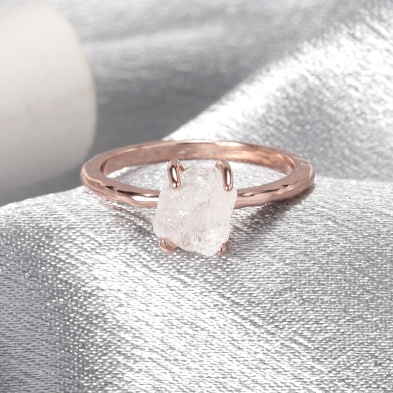 Dainty Quartz Ring, Dainty Crystal Ring, Minimalistic Quartz Ring, 18K Rose Gold Ring, Rose Gold Quartz Ring, Gift for Her