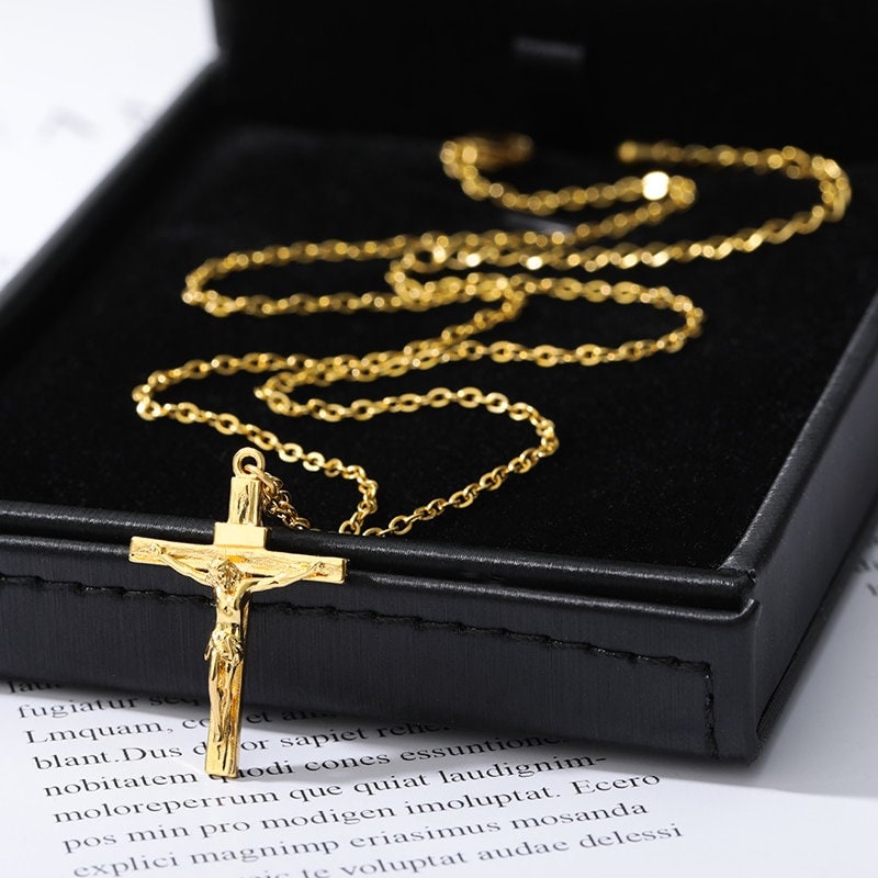 Christian Jesus Necklace, Christian Cross Necklace, 18K Gold Jesus Necklace, Gold Cross Necklace, Christian Fashion Necklace, Gift for Her