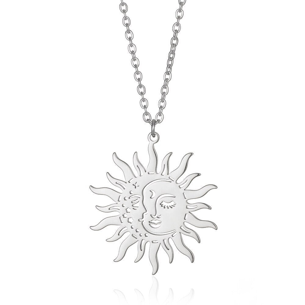 Gothic Sun & Moon Pendant, Tarot Sun Moon Pendant, 18K Gold Tarot Necklace, Gold Moon Sun Necklace, Celestial Fashion Necklace for Women