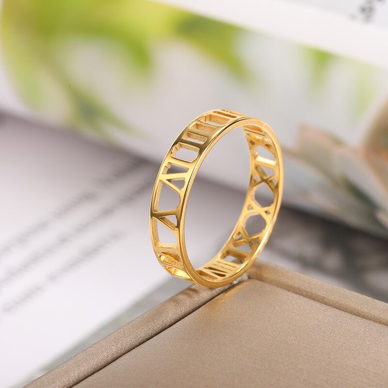 Dainty Roman Number Ring, Roman Numerals Ring, 18K Gold Roman Ring, Punk Roman Fashion Ring for Women, Gift for Her