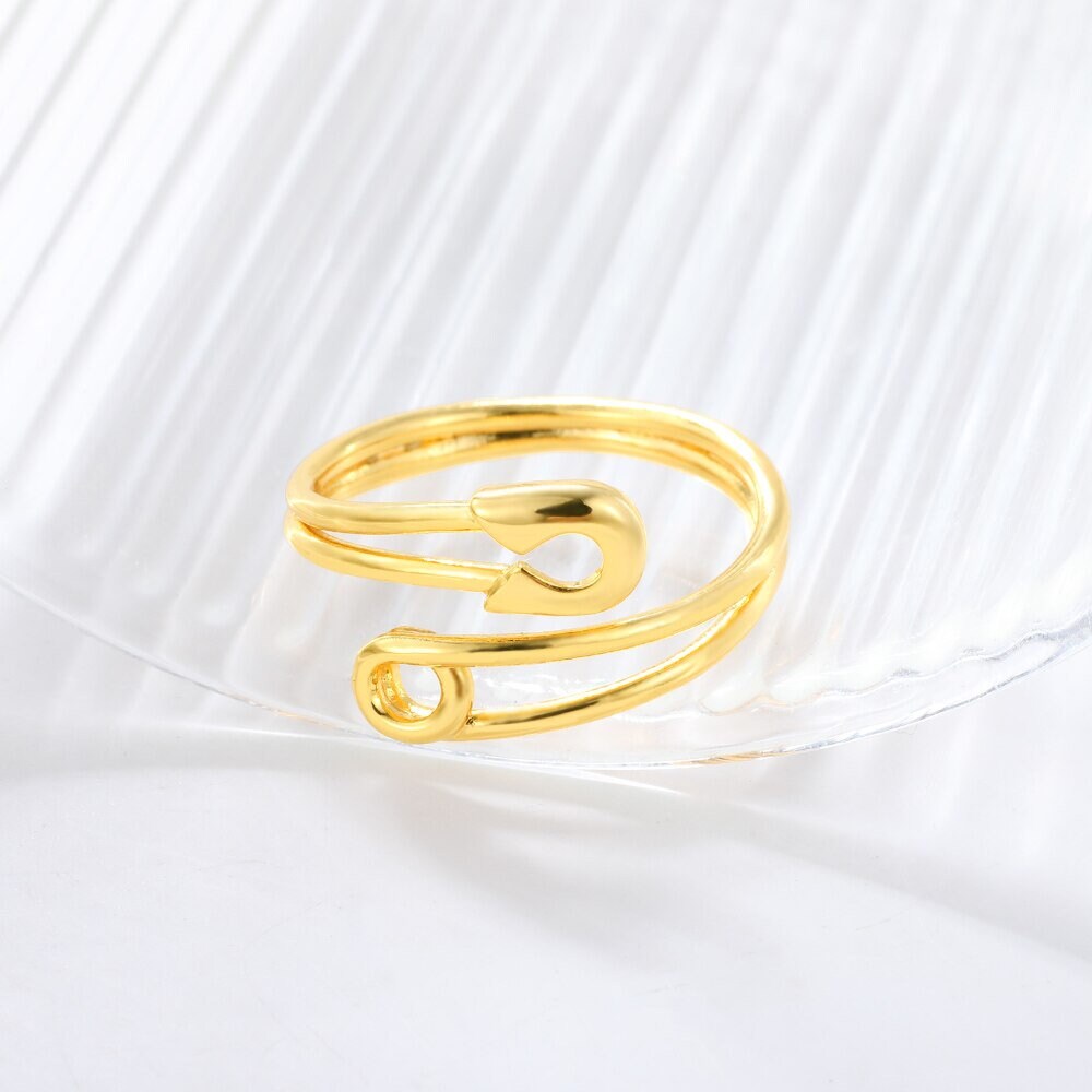 18K Gold Paper Clip Ring, Punk Paper Clip Ring, Creative Artsy Ring, Punk Fashion Ring for Women, Gift for Her