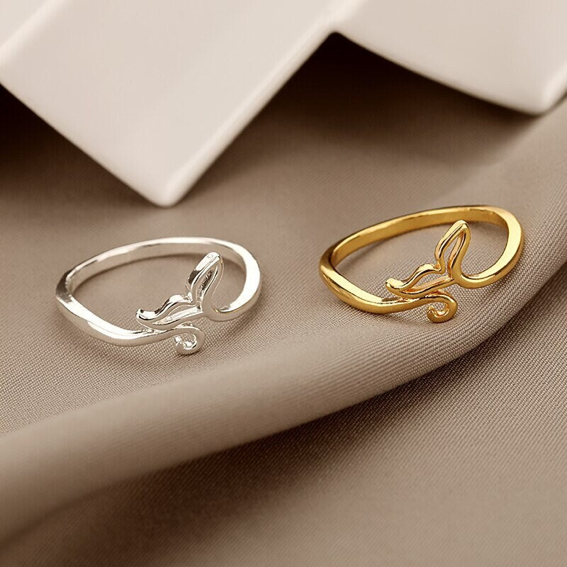 Boho Cute Mermaid Tail Fin, 18K Gold Yogi Stackable Ring, Dainty Minimalist Jewelry, Delicate Handmade for Women, Gift for Her