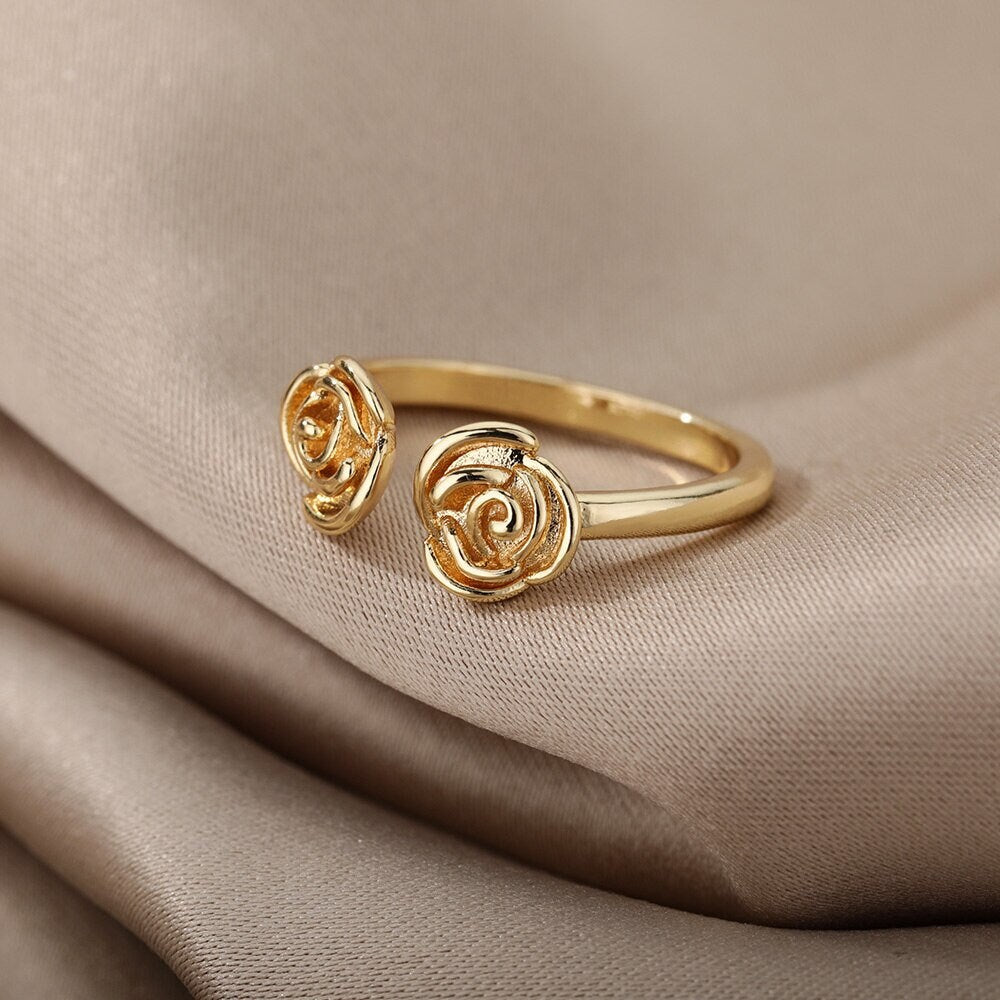 Punk Boho Rose Flower Charm , 18K Gold Gothic Stackable Ring, Dainty Minimalist Jewelry, Delicate Handmade for Women, Gift for Her