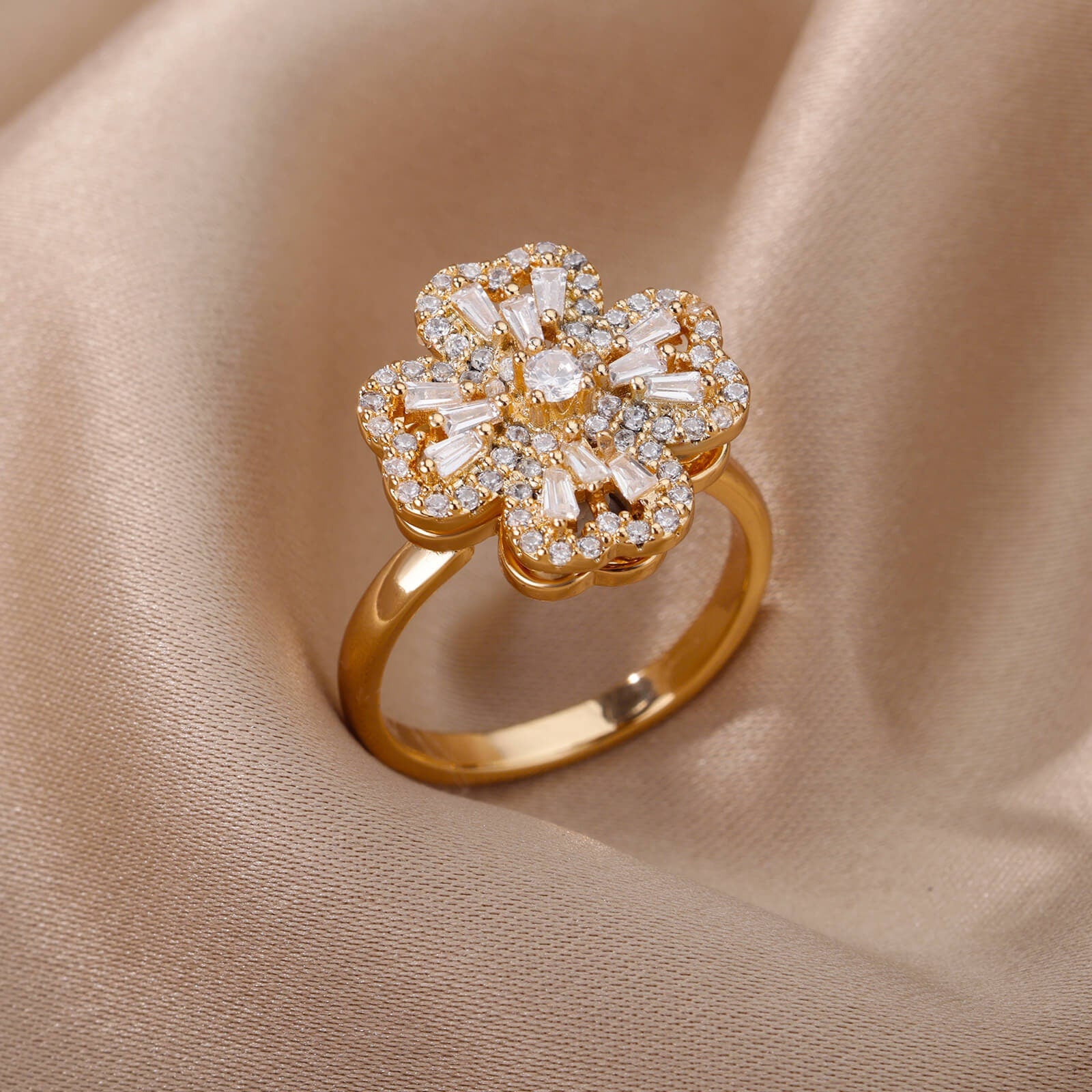Gold Cubic Zirconia Flower Spinner Ring, Flower Crystal Ring, 18K Gold Floral Ring, Dainty Minimalist Jewelry, Delicate Women, Gift for Her