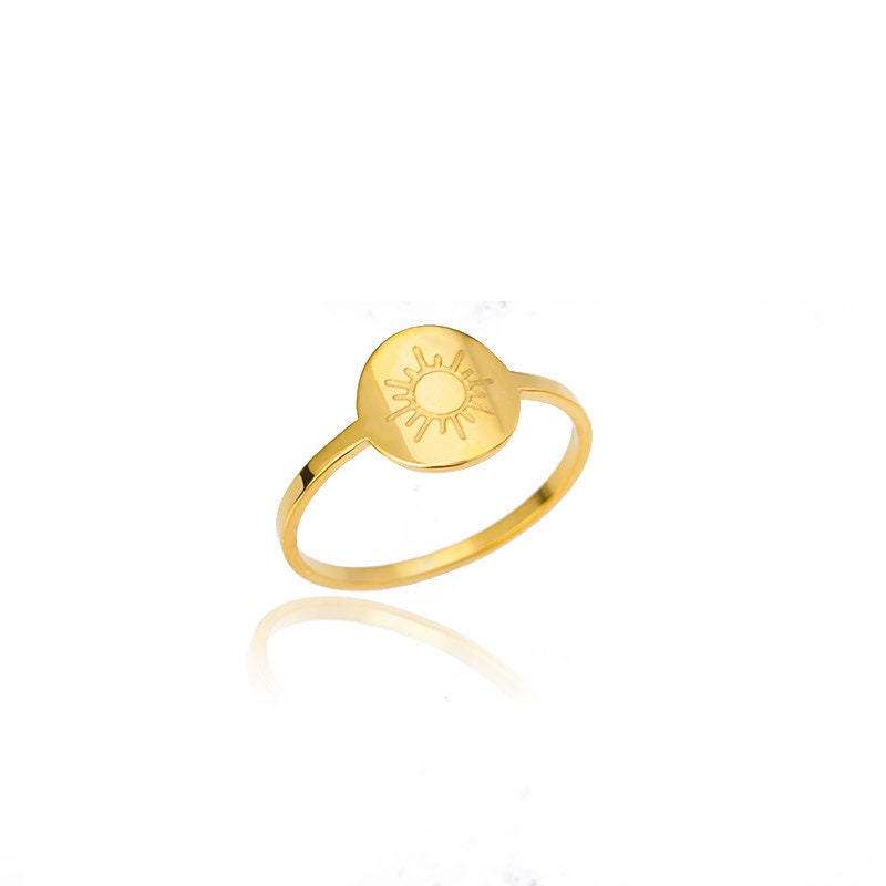 Gold Sun Ring, Dainty Engraved Sun Ring, 18K Gold Stackable Ring, Dainty Minimalist Jewelry, Delicate Handmade for Women, Gift for Her