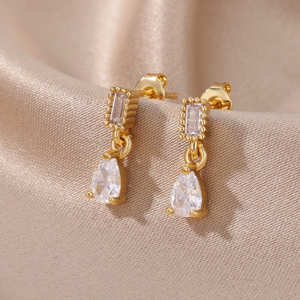 White Raindrop Earrings, Cubic Zirconia White Tear Drop Earrings, 18K Gold Earrings, Dainty Minimalist Jewelry, Gift for Her
