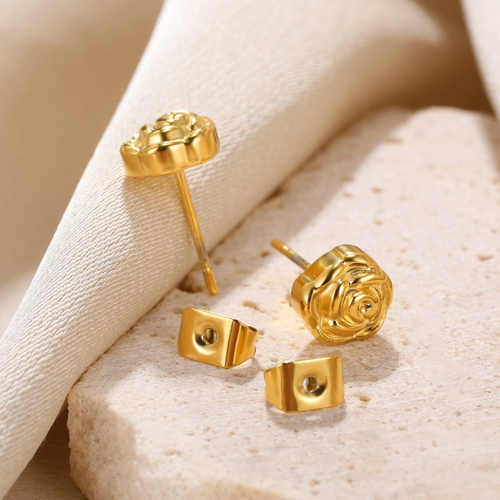 Boho Rose Studs Earrings, Punk Rose Studs Earrings, Gold Heart Earrings, 18K Gold Flower Earrings, Dainty Minimalist for Women, Gift for Her