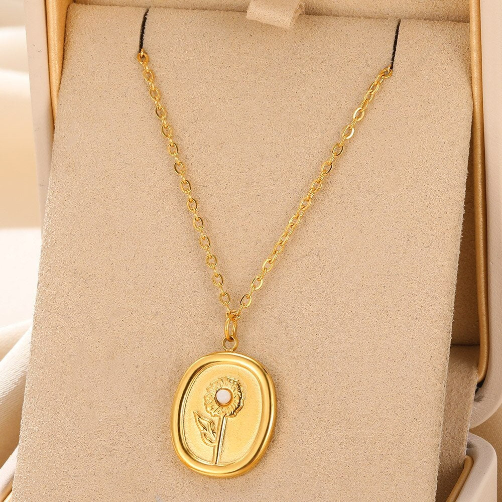 Punk Flower Pendant, Boho Flower Pendant, Gold Flower Pendant, 18K Gold Floral Necklace, Dainty Minimalist for Women, Gift for Her