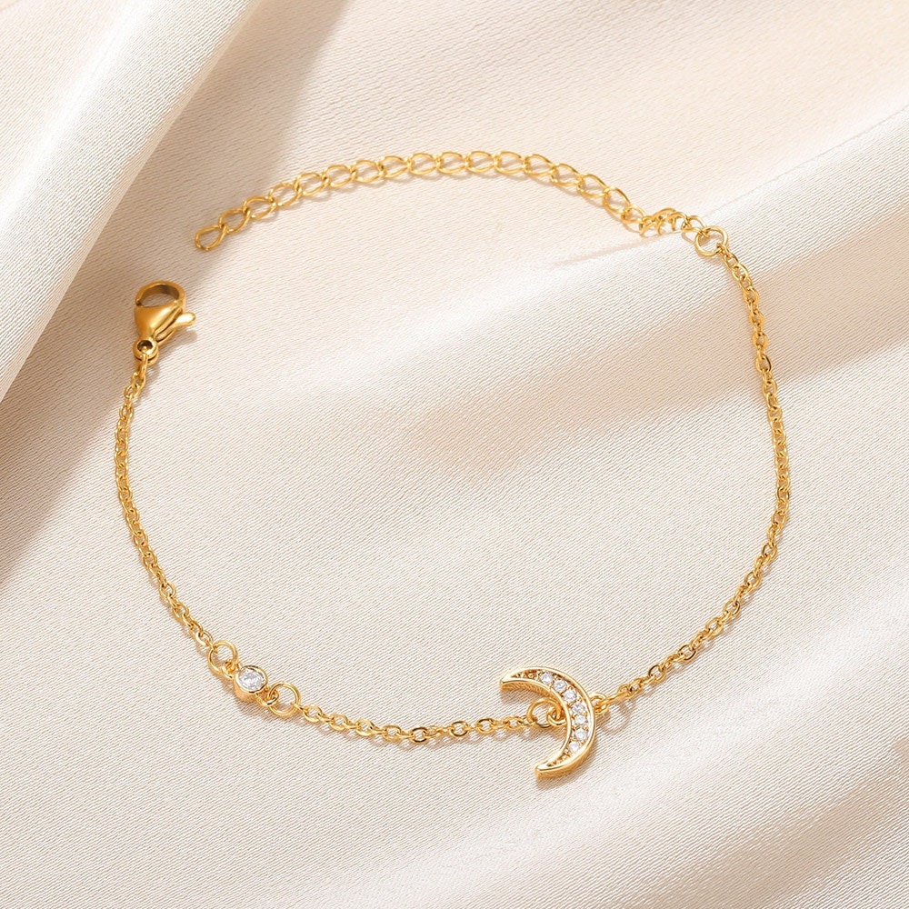 Punk Moon Bracelet, Gold Moon Bracelet, 18K Gold Bracelet, Gothic Dainty Moon Bracelet for Women, Punk Fashion Bracelet, Gift for Her
