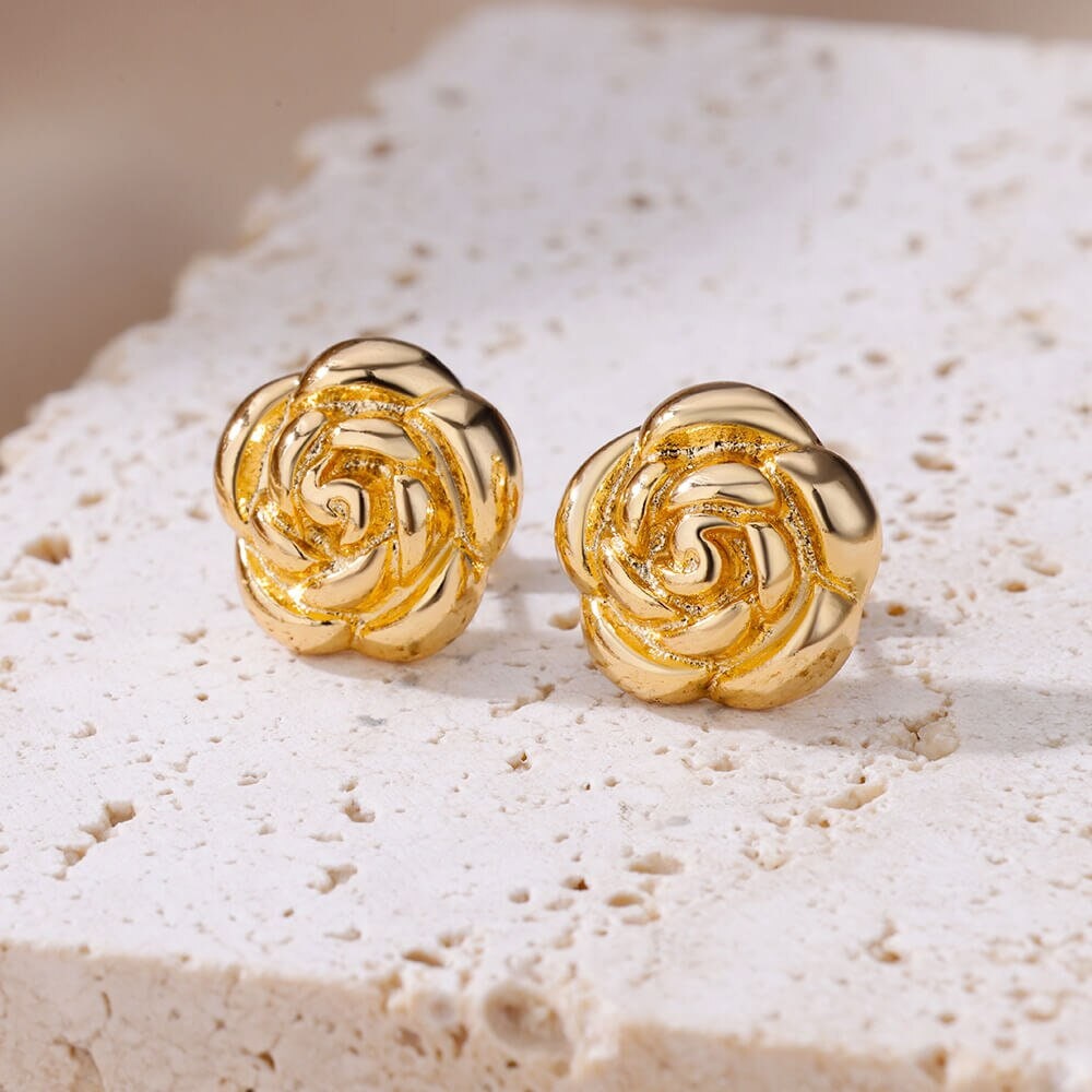 Boho Rose Stud Earrings, Gold Rose Earrings, 18K Gold Earrings, Flower Stud Earrings, Dainty Minimalist Floral for Women, Gift for Her