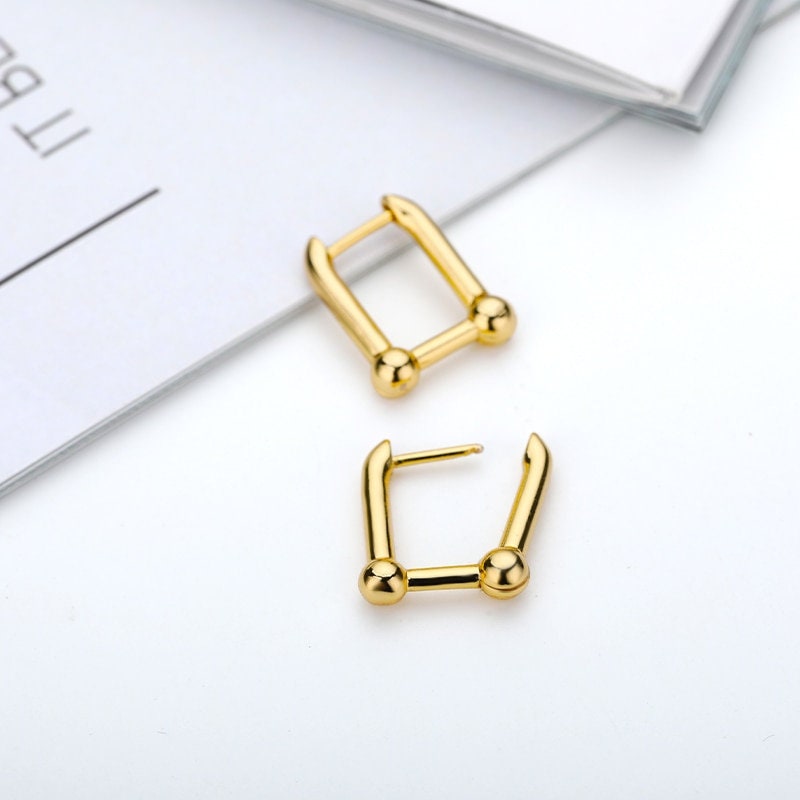 Dainty Cute Box Hoop Earrings, Gold Square Earrings, 18K Gold Plated Hoops, Boho Minimalist Rectangle Earrings for Women, Gift for Her