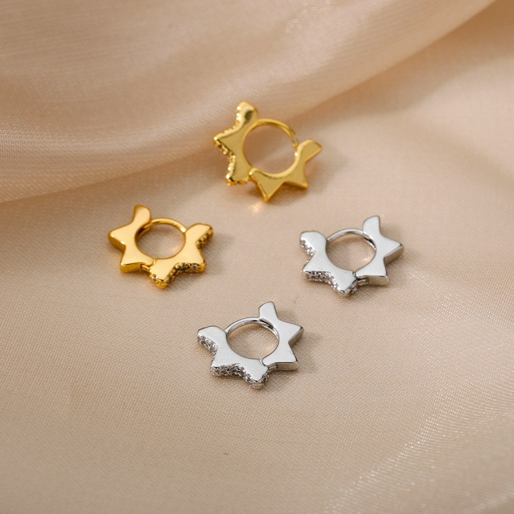 Punk Spiked Star Earrings, Gold Star Earrings, 18K Gold Spike Earrings, Cubic Zirconia Dainty Minimalist Earrings for Women, Gift for Her