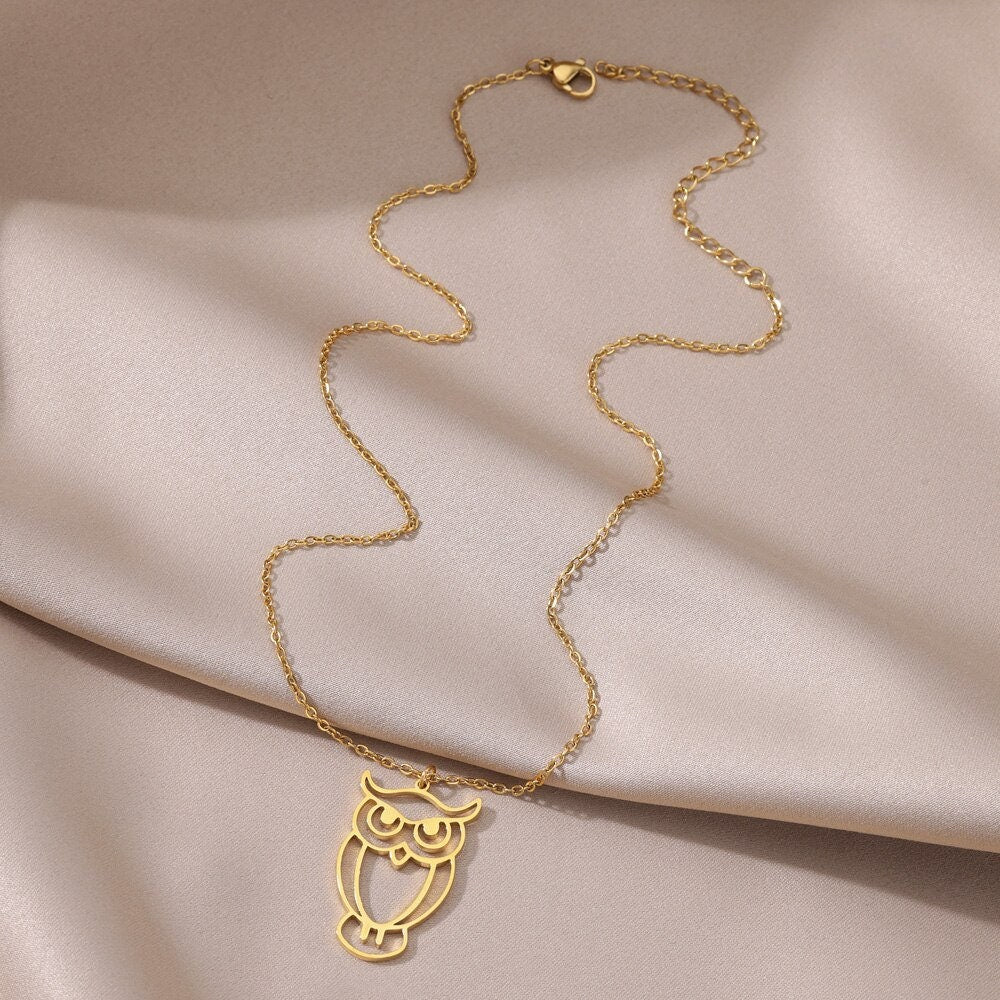 Boho Cute Owl Pendant, Gold Wise Owl Necklace, 18K Gold, Dainty Minimalist Animal Lovers for Women, Gift for Her