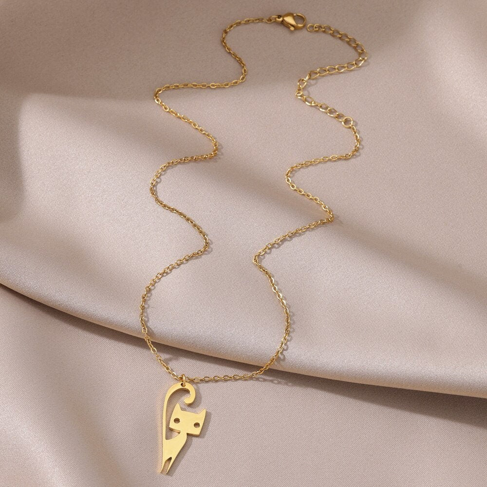 Punk Cute Cat Pendant, Gold Boho Cat Necklace, 18K Gold, Dainty Minimalist Animal Lovers for Women, Gift for Her