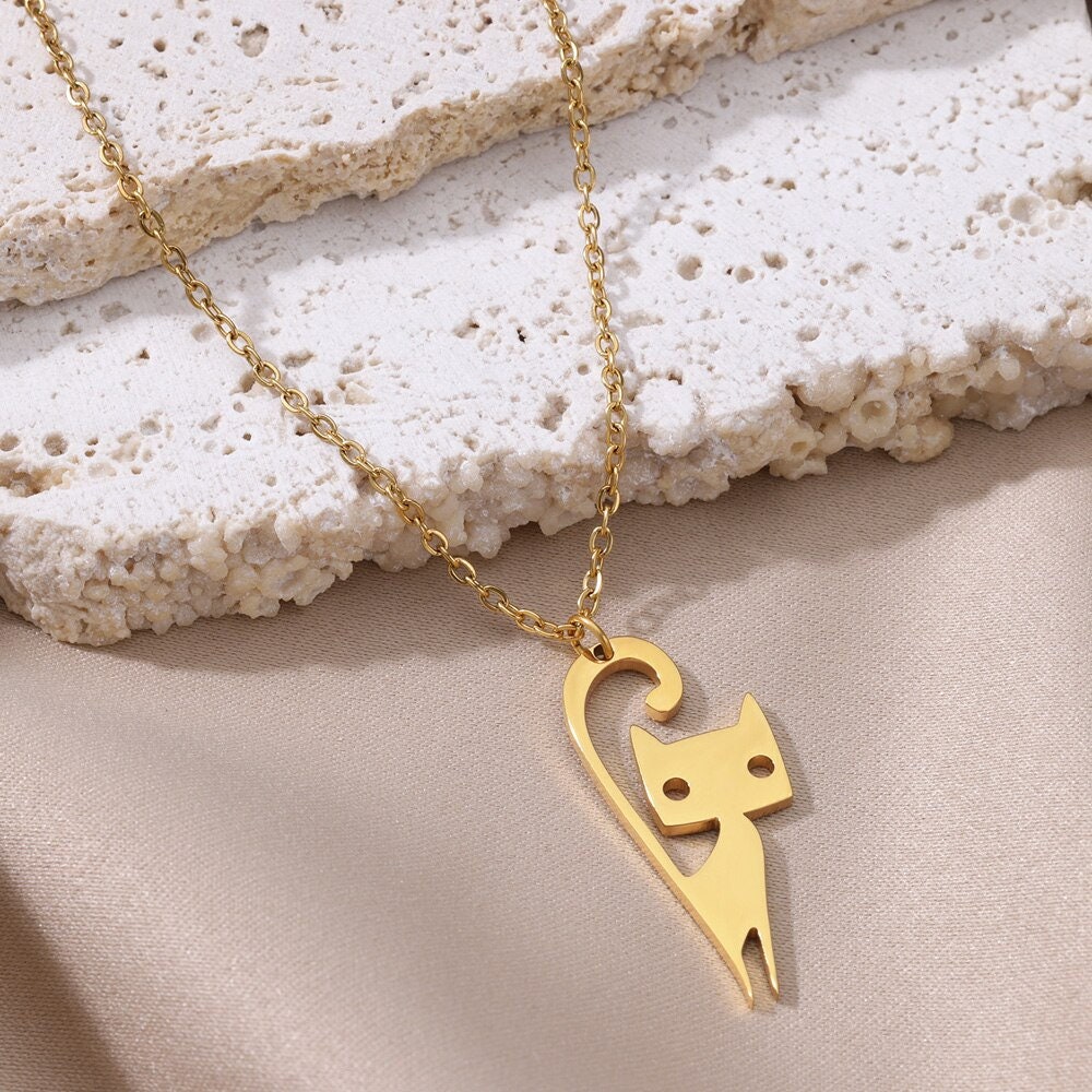 Punk Cute Cat Pendant, Gold Boho Cat Necklace, 18K Gold, Dainty Minimalist Animal Lovers for Women, Gift for Her