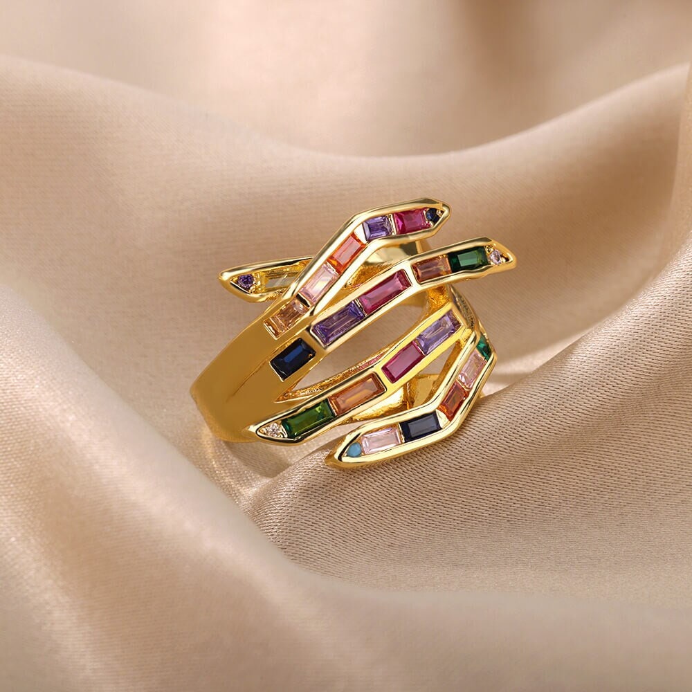 Punk Crossed Hands Ring, Gold Cubic Zirconia Hug Ring, 18K Gold Organic Hands Ring, Gothic Dainty Minimalist Ring for Women, Gift for Her