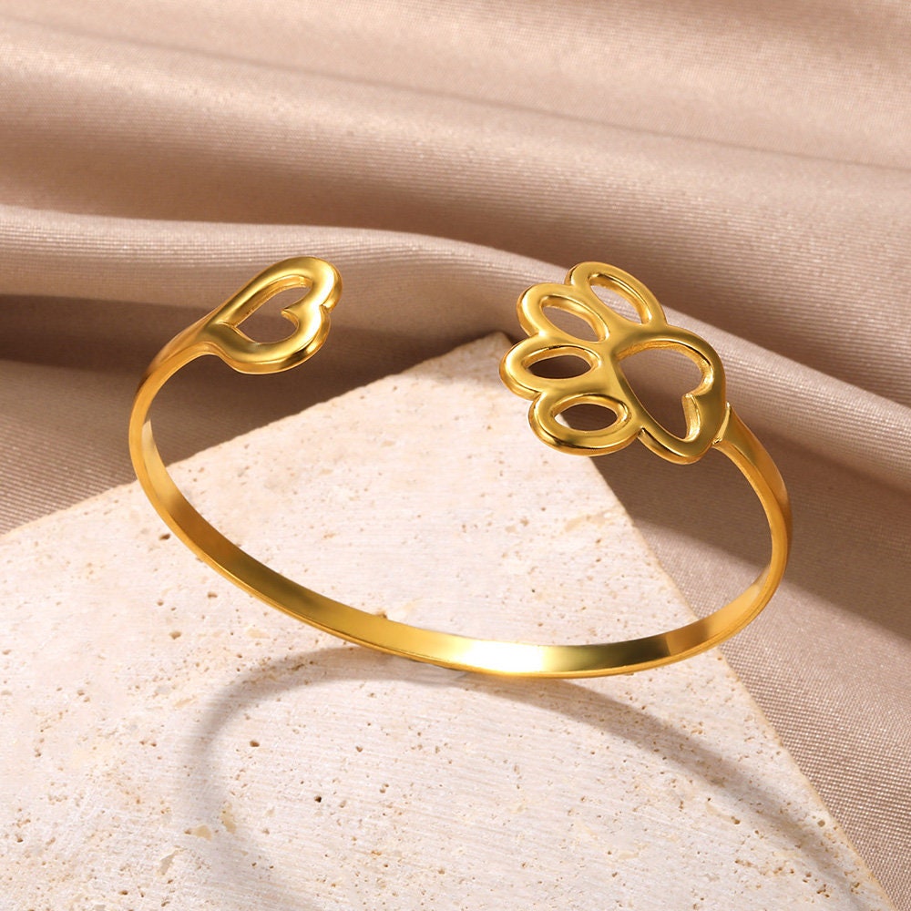 Boho Pet Paw Bangle, 18K Gold Pet Paw Bracelet, Punk Pet Heart Bangle, Dainty Minimalist Gold Bangle for Women, Gift for Her