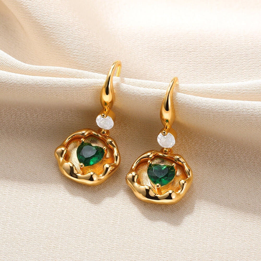 Boho Gold Heart Dangle Earrings, 18K Gold Punk Organic Heart Drop Earrings, Crystal Heart Drop Earrings for Women, Cubic Zirconia Dainty
