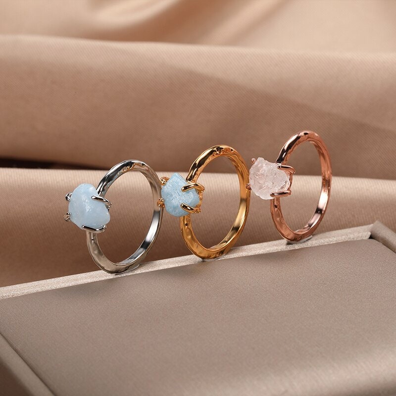 Punk Quartz Ring, 18K Gold Crystal Ring, Dainty Minimalist Quartz Ring, Gothic Fashion Crystal Ring for Women, Gift for Her