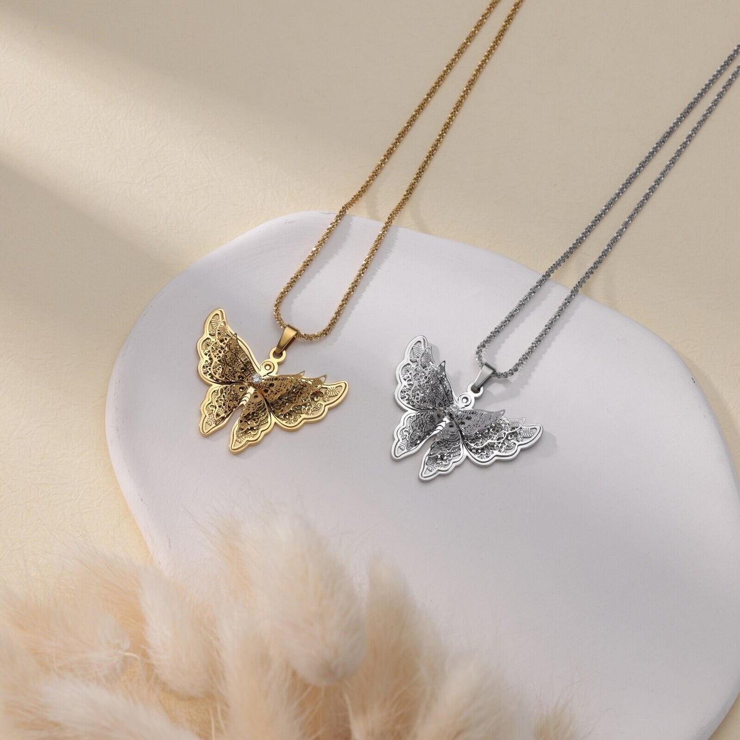 Boho Gold Butterfly Charm Pendant, Punk 18K Gold Butterfly Necklace, Elegant Dainty Minimalist Pendant for Women, Gift for Her