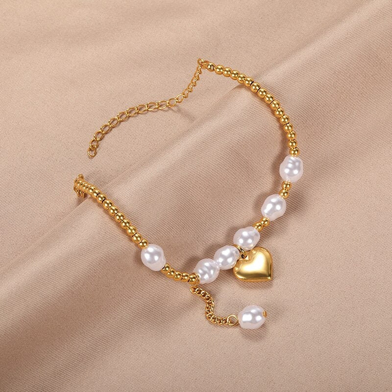 Punk 18K Gold Heart Pearl Bracelet, Boho Pearl Heart Gold Bracelet, Gold Pearl Bracelet for Women, Dainty Minimalist Pearl, Gift for Her