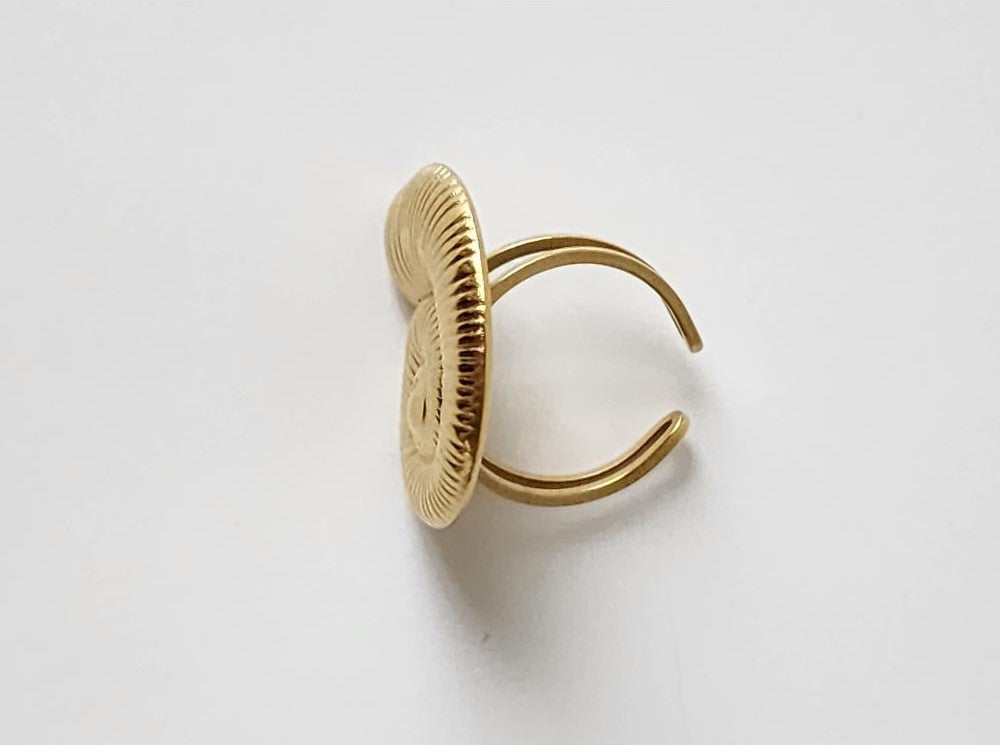 18K Gold Plated Boho Shell Ring for Women, Adjustable Spiral Seashell Band Beach Summer Jewelry Gift for Her